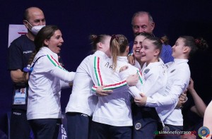 ita ph simone ferraro sfa02103 copia